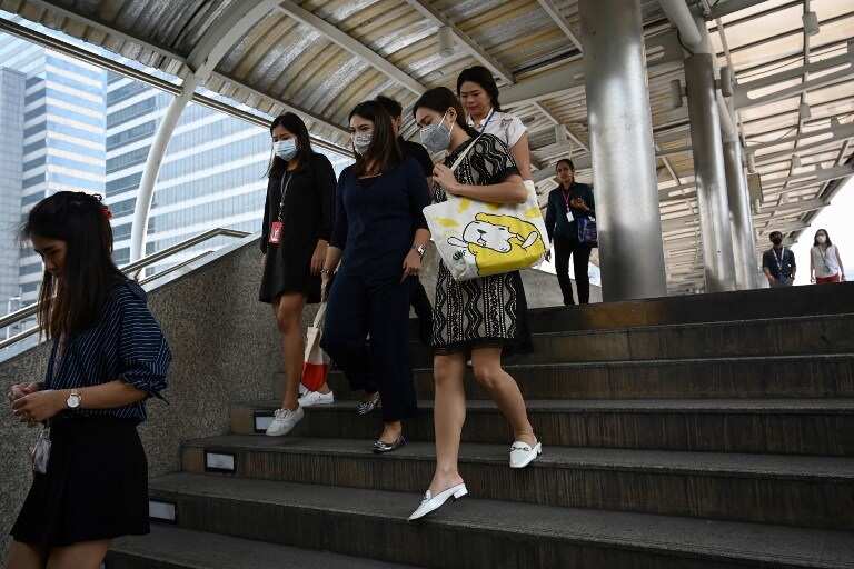 Hundreds of schools to shut as toxic smog cloaks Bangkok