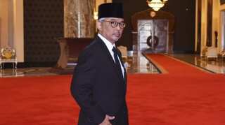 Malaysian royals elect new king after surprise abdication