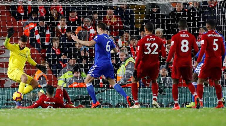 Leaders Liverpool stumble, Chelsea collapse