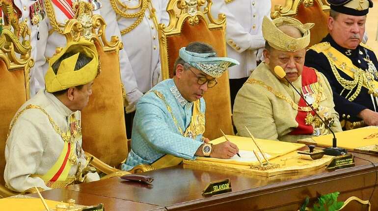 Malaysia crowns Pahang state's Sultan Tengku Abdullah as 16th king