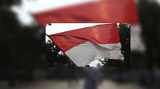 Indonesia's Aceh whips teens for public cuddling