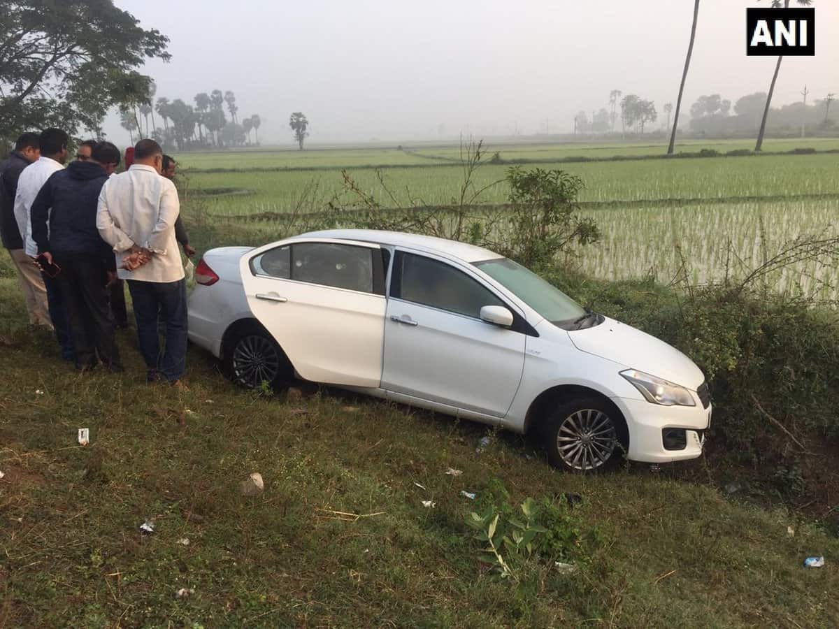 Andhra Pradesh: TV channel MD found dead in car, probe underway Andhra Pradesh: TV channel MD found dead in car, probe underway
