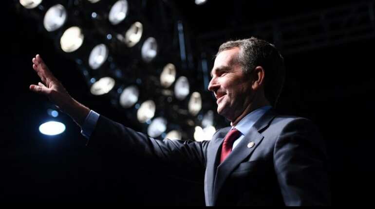 US governor Ralph Northam 'deeply sorry' for racist yearbook photo
