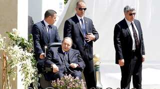 Algeria ruling coalition backs Bouteflika for April poll