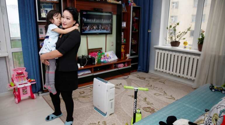 'Moms and Dads Against Smog'