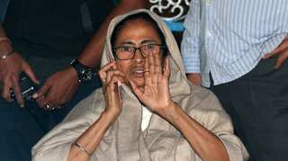 West Bengal fiasco: Credibility of CBI is the issue and not Mamata vs Modi
