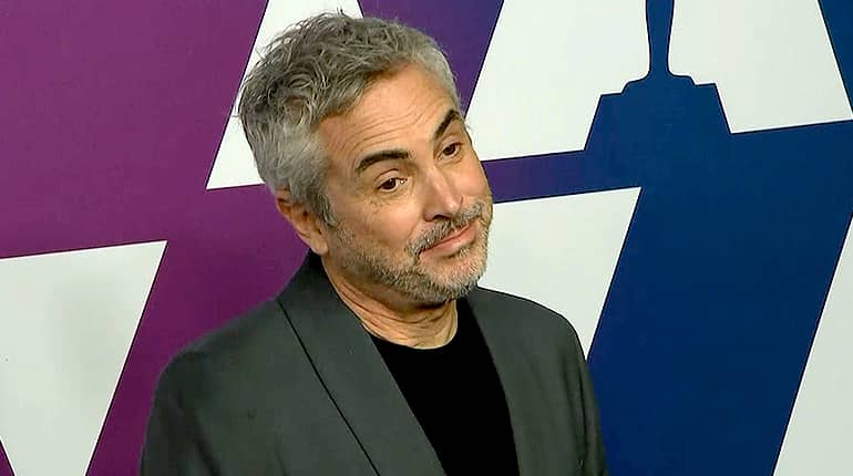 At Oscars nominee luncheon, Alfonso Cuaron calls border wall 'absurd'