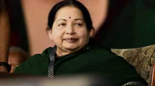 Hand over Jayalalithaa’s jewels to Tamil Nadu for Rs 1 billion fine payment, says Karnataka court