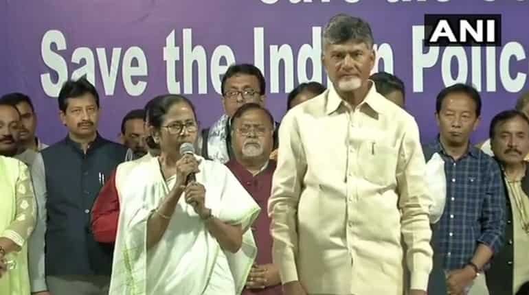 Mamata Banerjee calls off her dharna, says will 'take up issue' next week in Delhi