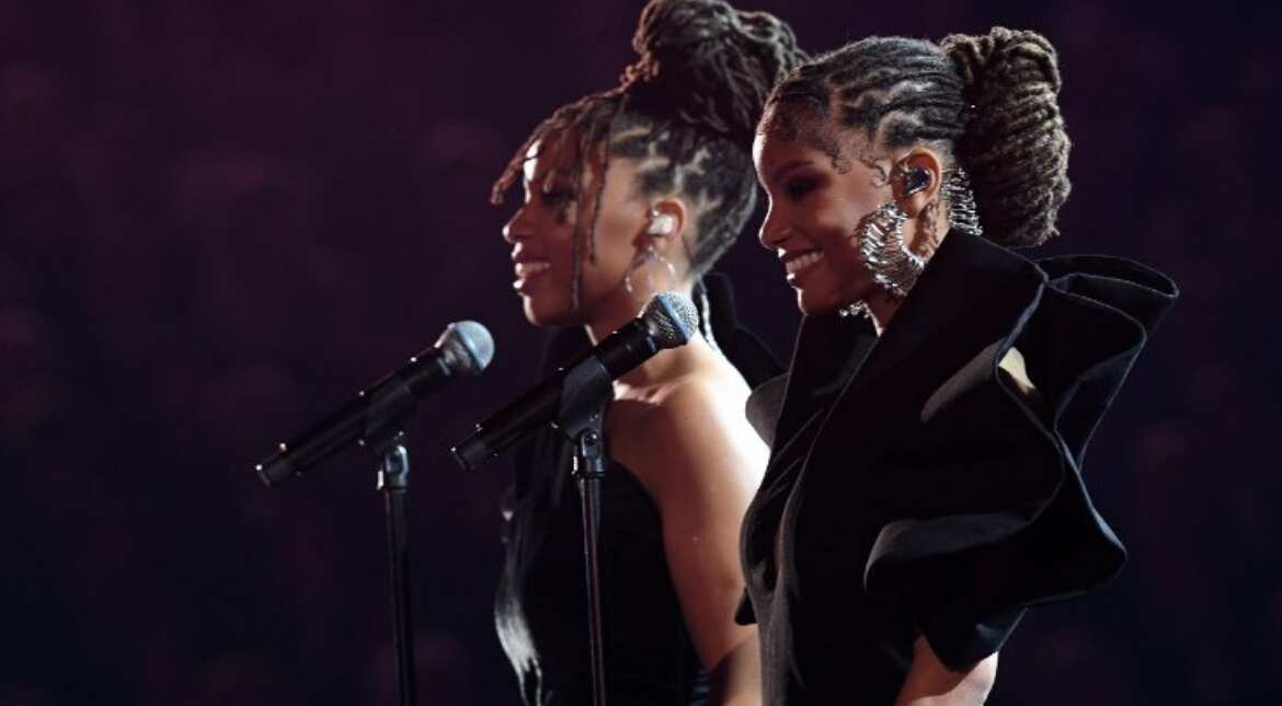 Chloe and Halle Bailey of R&B duo Chloe x Halle