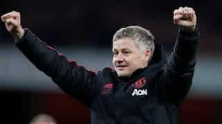 Solskjaer sees Man Utd of old in late win over Wolves