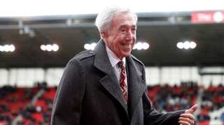 England's World Cup-winning keeper Gordon Banks dies at 81