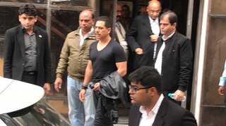Enforcement Directorate summons Robert Vadra again in land grabbing case