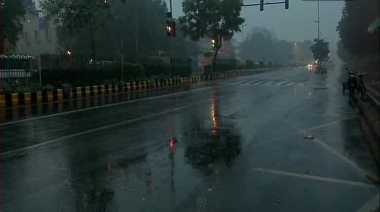 Temperature in Delhi settles seven notches below season's average Temperature in Delhi settles seven notches below season's average