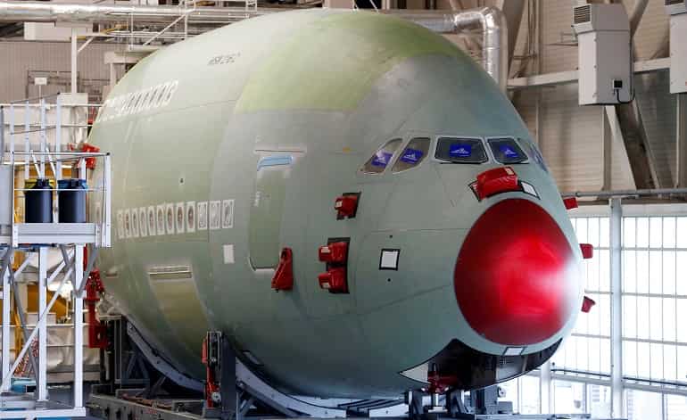 Airbus to scrap production of A380 superjumbo