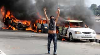 Violence in Jammu after Pulwama attack: J&K governor tells police to take 'strict action without mercy'