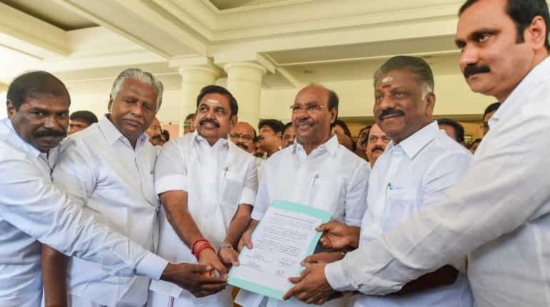 AIADMK leadership writes to cadres, urges them to join hands and safeguard party AIADMK leadership writes to cadres, urges them to join hands and safeguard party