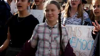 Swedish teenager brings climate action campaign to France