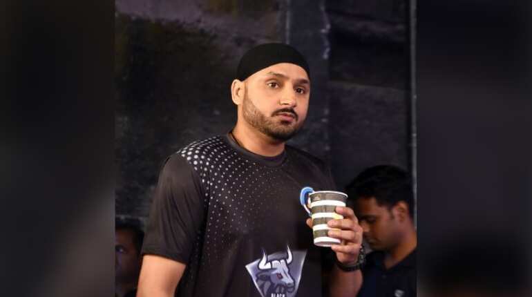 IPL 2022 mega auction: Harbhajan feels it was 'sad sight of IPL' when regular Indian pacer went unsold