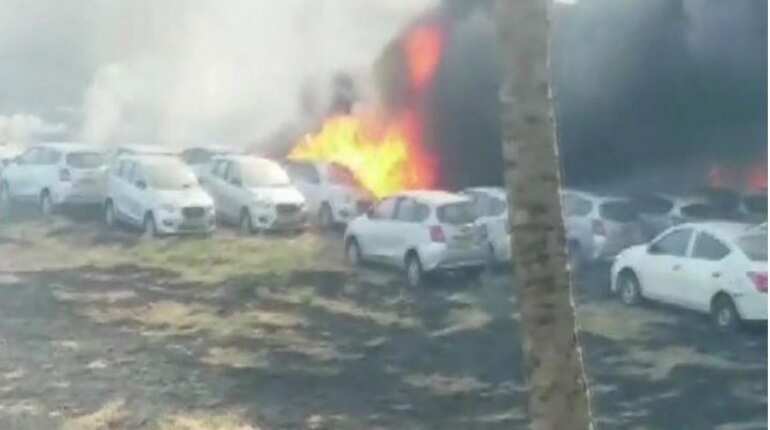 Fire breaks out at Chennai parking lot, over 200 vehicles gutted Fire breaks out at Chennai parking lot, over 200 vehicles gutted