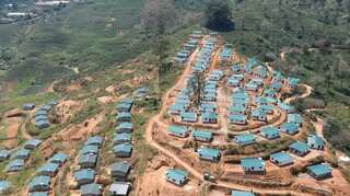 India hands over 155 houses in Central Sri Lanka under its development programme 