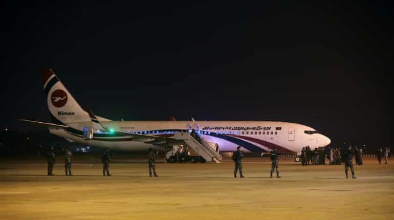 Bangladesh police say suspected plane hijacker carried toy pistol