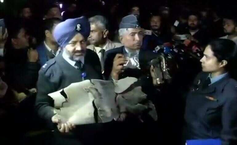 What is AMRAAM missile and why it's an important evidence against Pakistan
