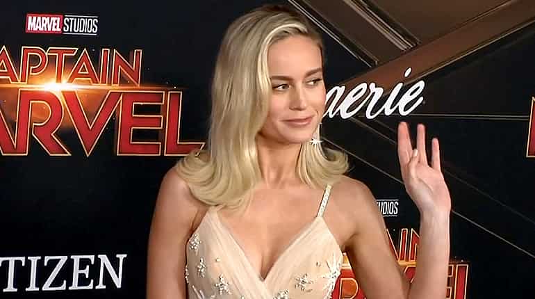 US Air Force's Thunderbirds in Hollywood flyover for 'Captain Marvel'