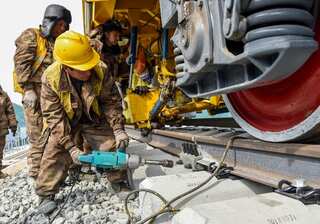 China's top steelmaker Hebei to cut production to improve air quality