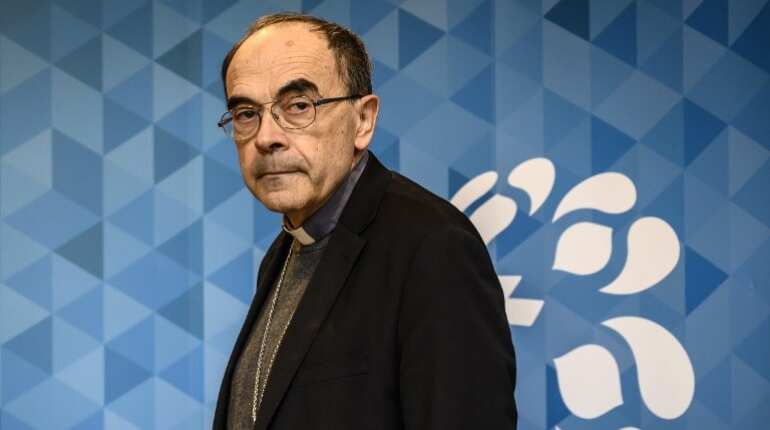 French archbishop Barbarin says he will resign following conviction