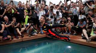 Motor racing: No regrets if Renault are chasing Red Bull, says Daniel Ricciardo