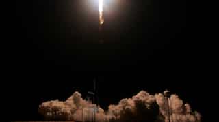 SpaceX capsule back on Earth, paving way for new manned US flights