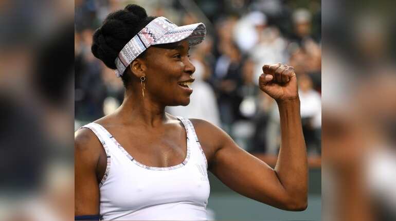 Venus Williams surges, defending champ Naomi Osaka nervous but wins at Indian Wells