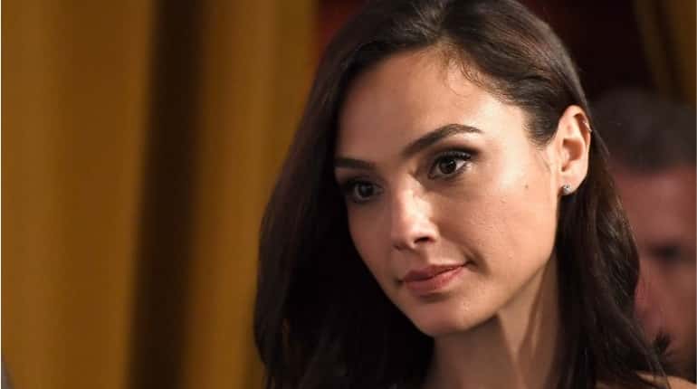 Gal Gadot to play evil queen in Disney's live-action 'Snow White'