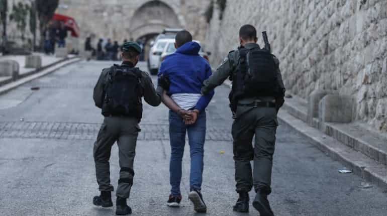 Israel shuts Jerusalem holy site after unrest Israel shuts Jerusalem holy site after unrest