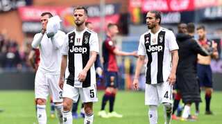 Juventus suffer first league defeat of the season at Genoa