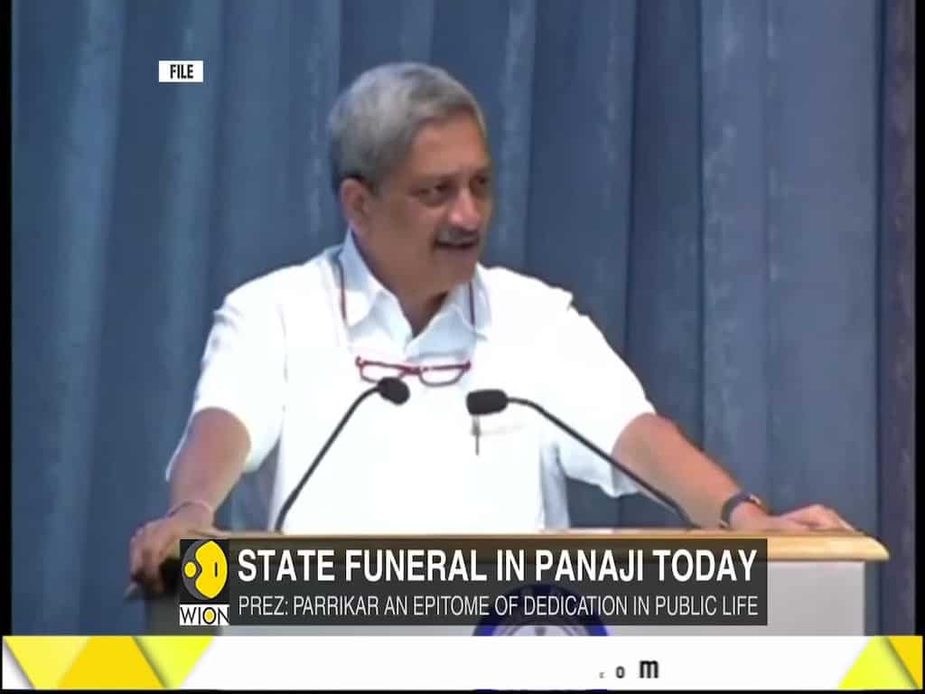 Thousands pay tribute to Manohar Parrikar at Goa BJP office