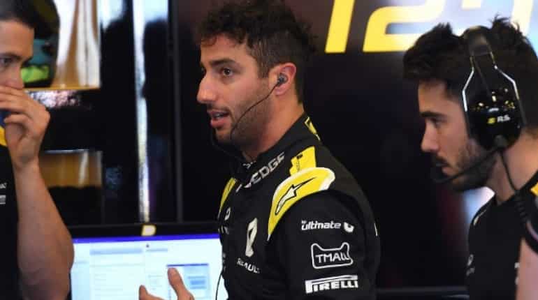 Ricciardo has horror show
