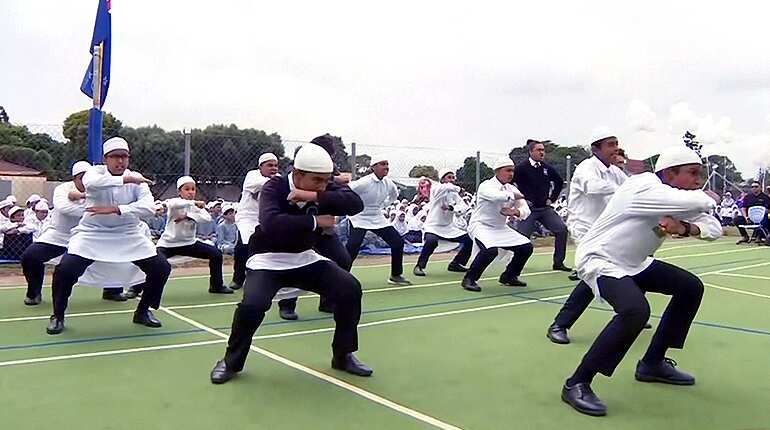 Muslim students perform emotionally-charged haka in New Zealand