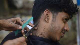 Salon sustainability: Hair cutting being used to contain oil spills