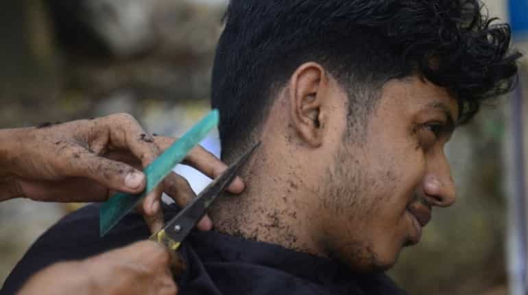Bangladesh town barbers face fines for 'foreign' cuts