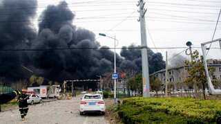 Death toll from east China factory blast jumps to 47, over 600 injured