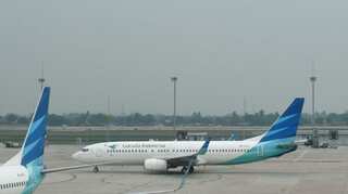 Indonesia's Garuda cancels 49-plane Boeing 737 order after crashes