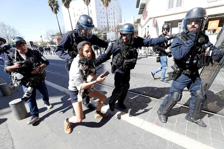 Clashes break out in latest French 'yellow vest' protests