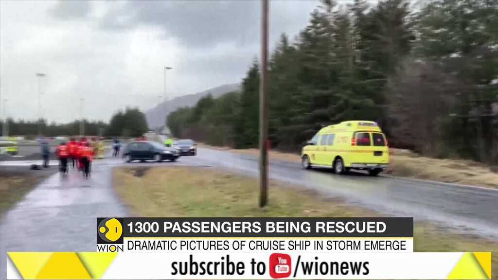 Norway cruise ship breaks down in Sea