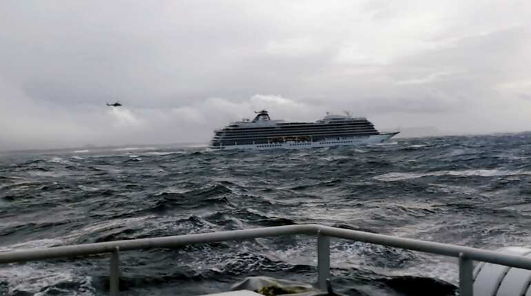 Stricken Norway cruise ship reaches port after third of its passengers are airlifted Stricken Norway cruise ship reaches port after third of its passengers are airlifted