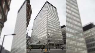 Scotland Yard charges Pakistani exile with terrorism offence