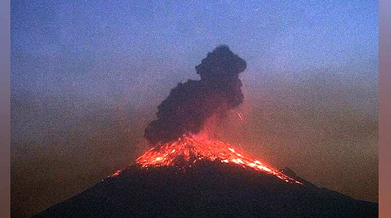 Mexico's El Popo volcano lights up the night sky with lava explosion