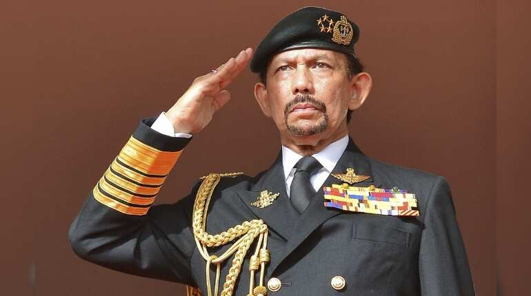 Brunei to punish gay sex and adultery with death by stoning