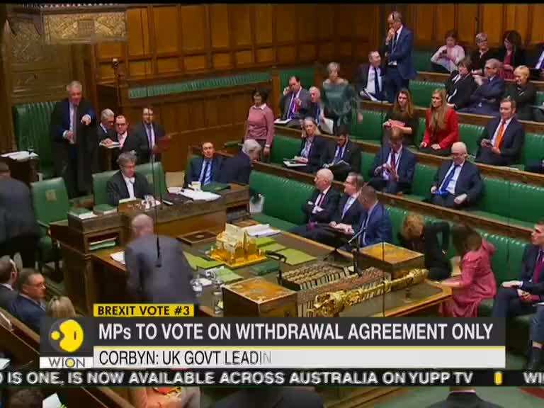 Donald Trump praises Theresa May as Brexit battle continous